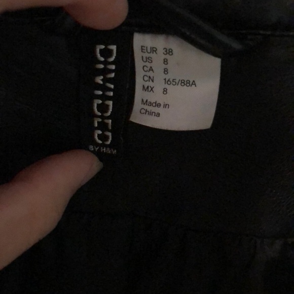 Size 8 real leather jacket - Picture 2 of 3